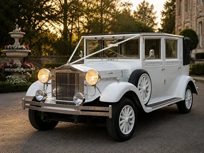 Vintage Rolls-Royce Replica